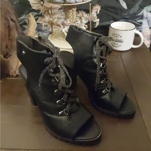 SIMPLY VERA WANG Black Upper Leather Peep Toe Slingback Ankle Booties Heels #9M